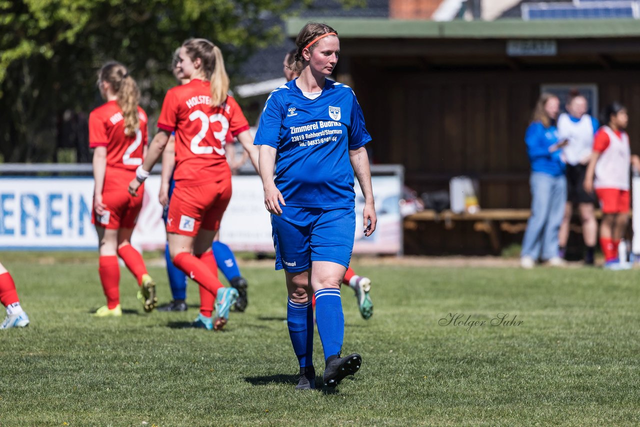 Bild 347 - F TSV Zarpen - Holstein Kiel II : Ergebnis: 2:6